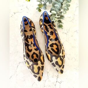 Rothy's Wild Cat Points Size 8.5 EUC - Shoes are in great condition.